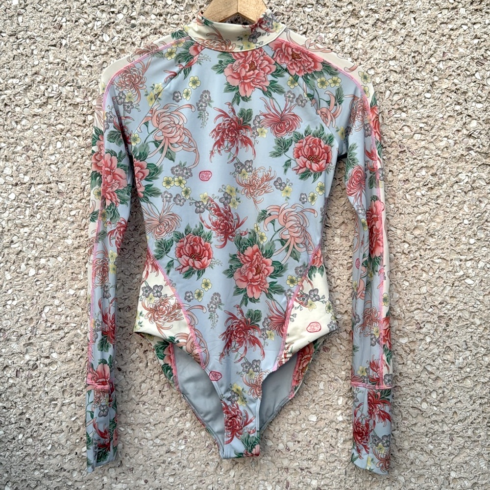 Rashguard One Piece in Ocean Floral by We Are NWT